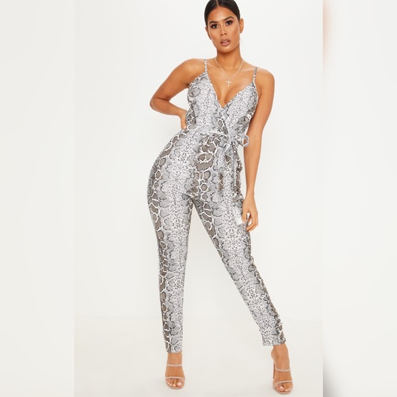 jumpsuit snake print